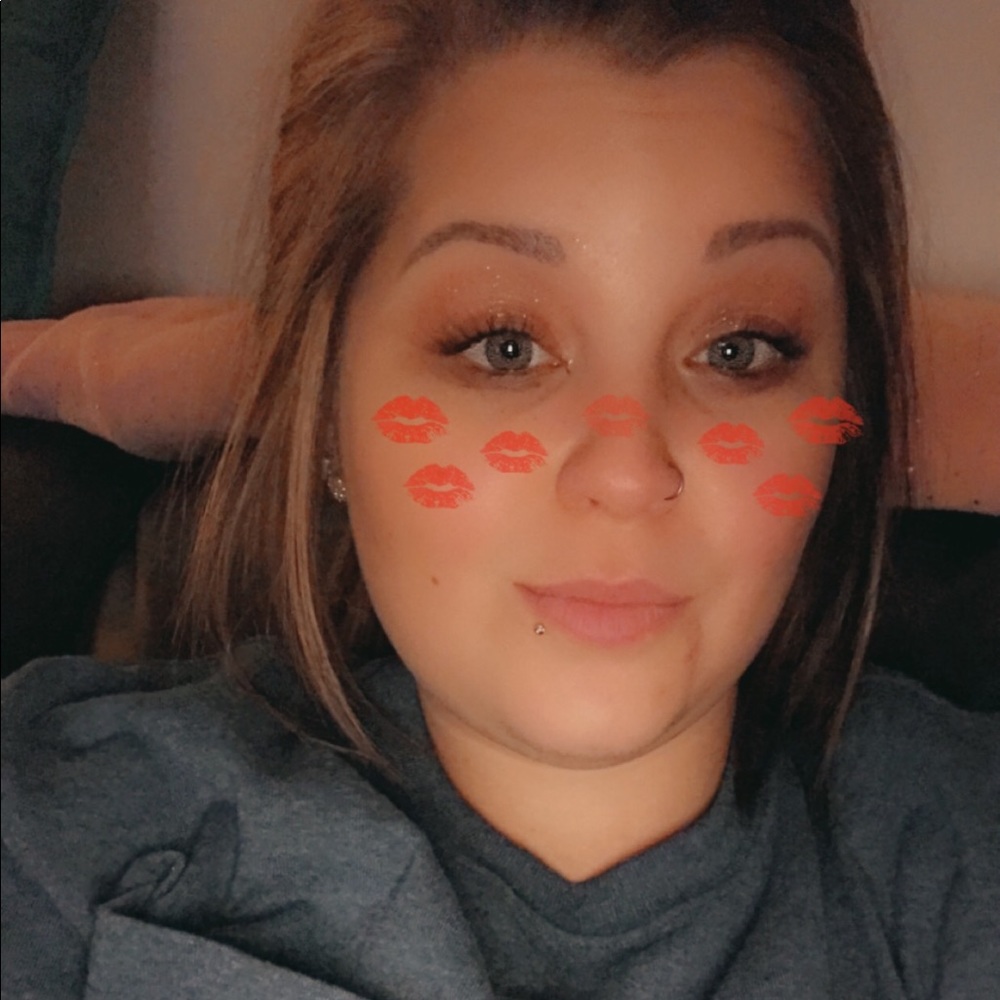 Meet your Posher, Diana